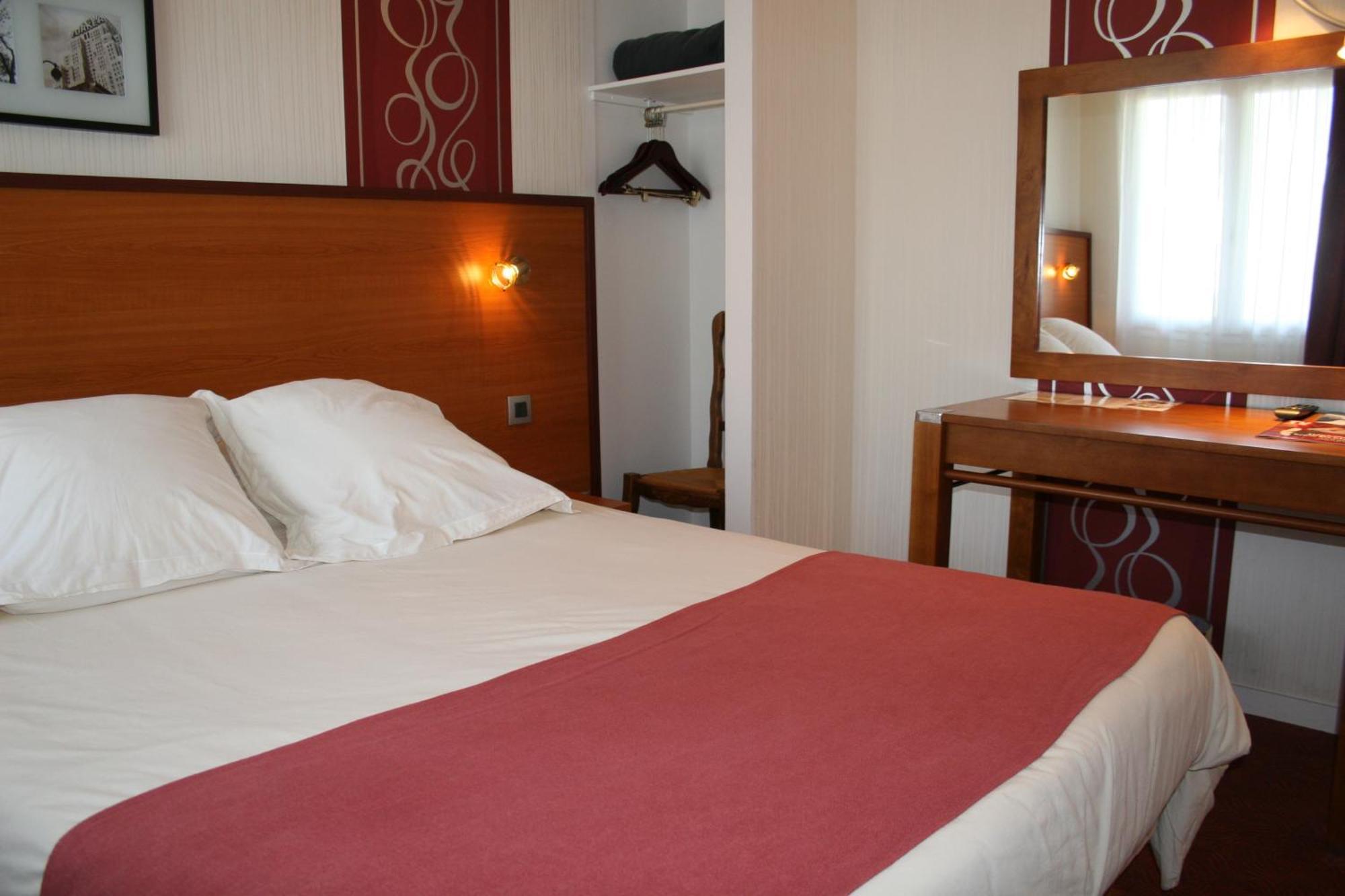 Hotel Capricorne Vendôme Стая снимка