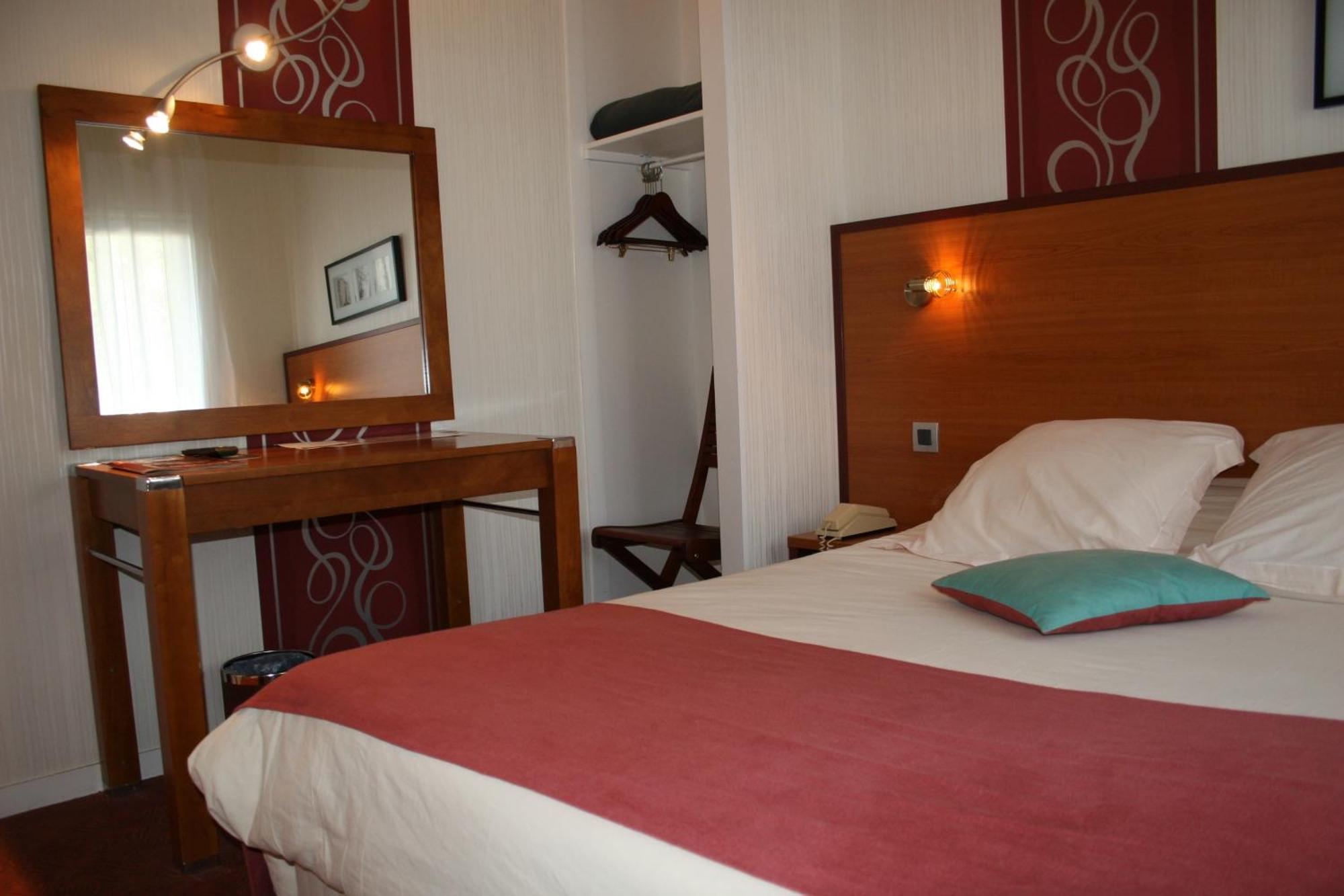 Hotel Capricorne Vendôme Стая снимка