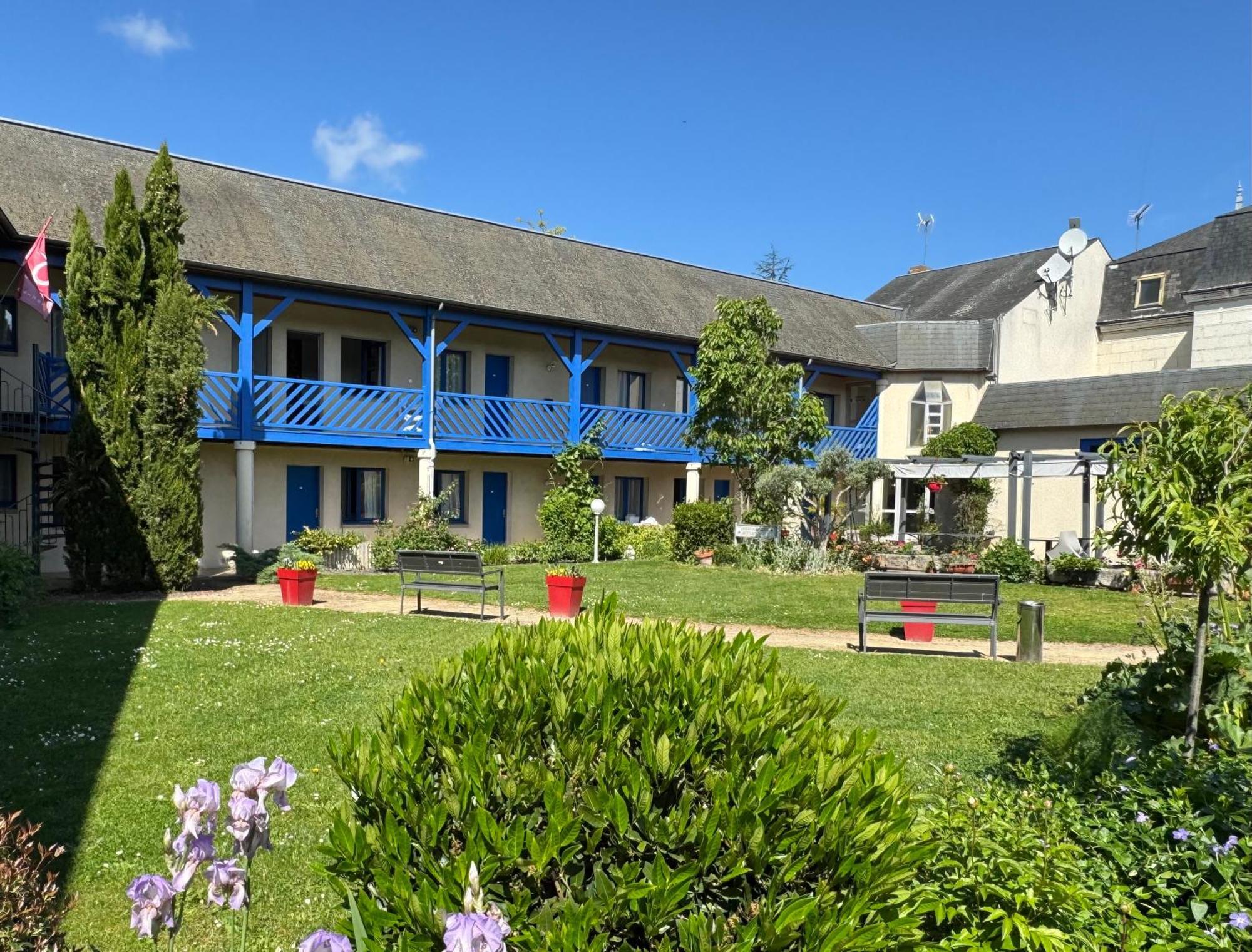 Hotel Capricorne Vendôme Екстериор снимка