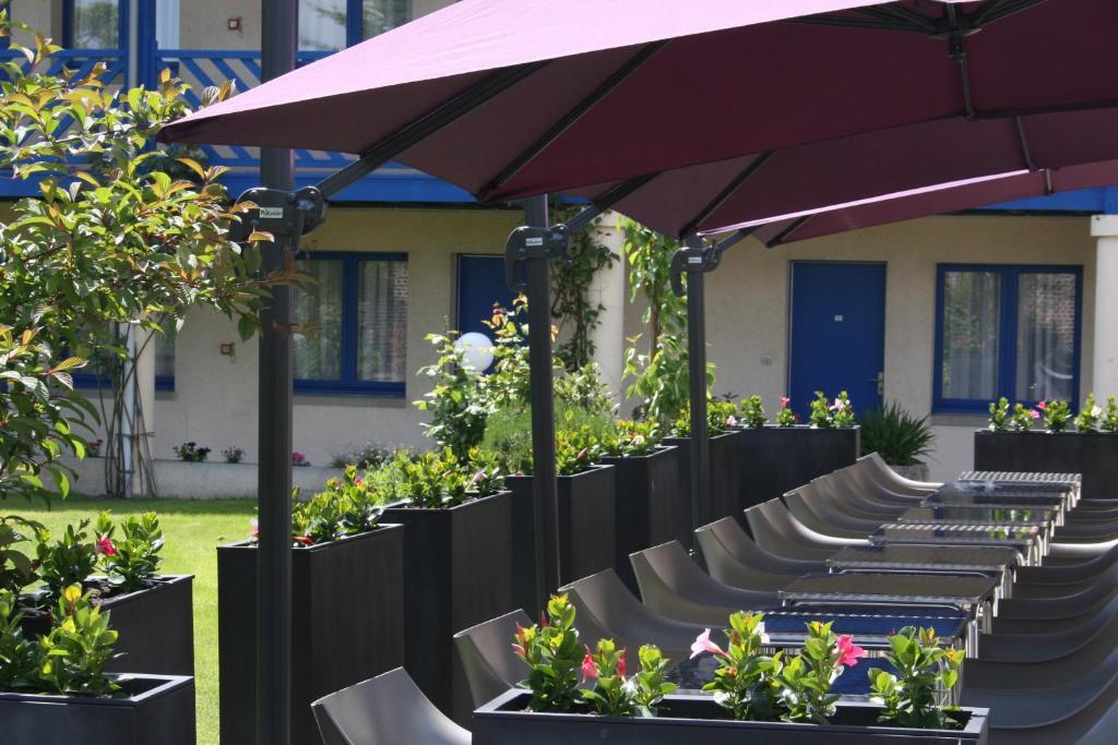 Hotel Capricorne Vendôme Екстериор снимка